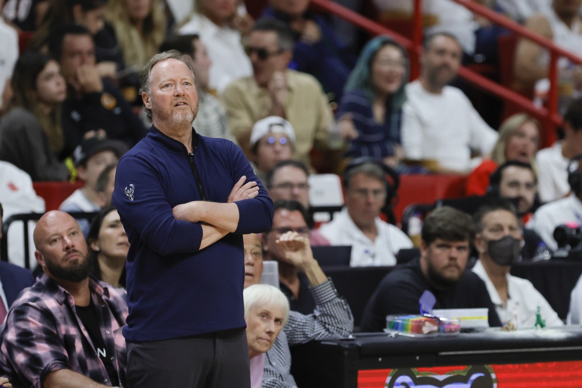 Milwaukee Bucks head coach Mike Budenholzer